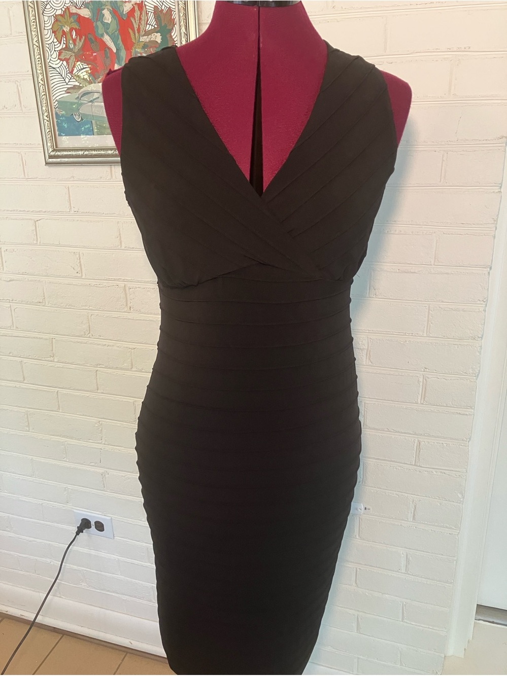 Tiana B | Black Banded Bodycon Midi Dress | Sleeveless V-Neck | Cocktail Medium